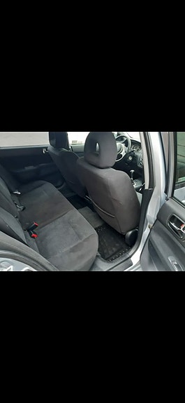 Mitsubishi Lancer 10 of 19