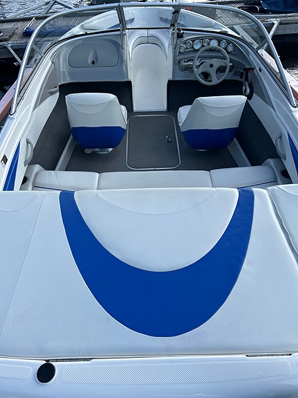 Bayliner 185 BR -06 - Storservad - Float-On Trailer 3 of 5