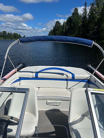 Bayliner 185 BR -06 - Storservad - Float-On Trailer 3 of 7