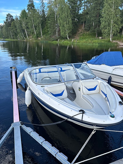 Bayliner 185 BR -06 - Storservad - Float-On Trailer 5 of 5