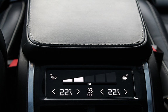 Volvo XC90 29 of 30