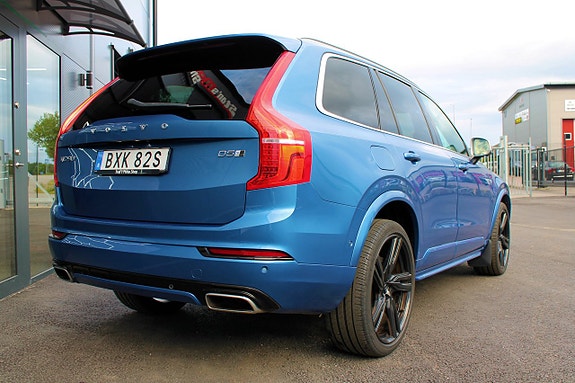 Volvo XC90 8 of 30