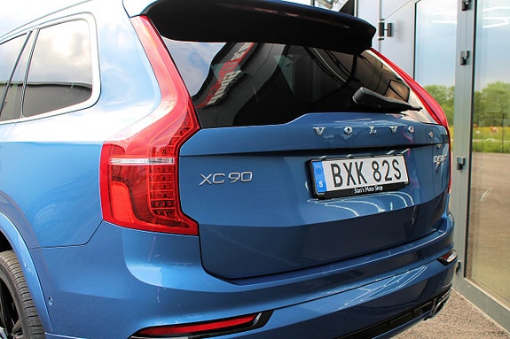Volvo XC90 17 of 30