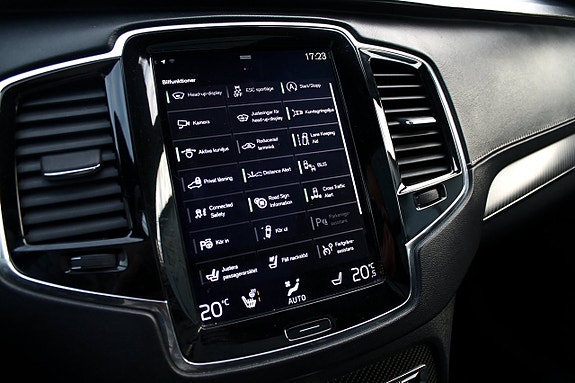Volvo XC90 23 of 30