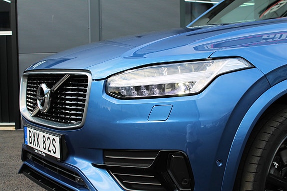 Volvo XC90 11 of 30