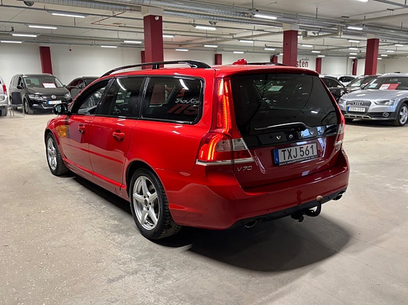 Volvo V70 5 of 16