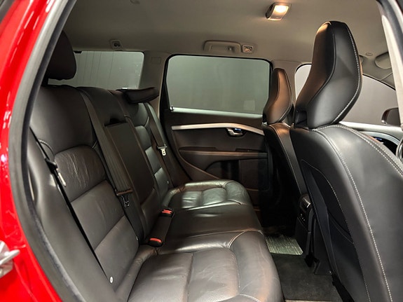 Volvo V70 16 of 16