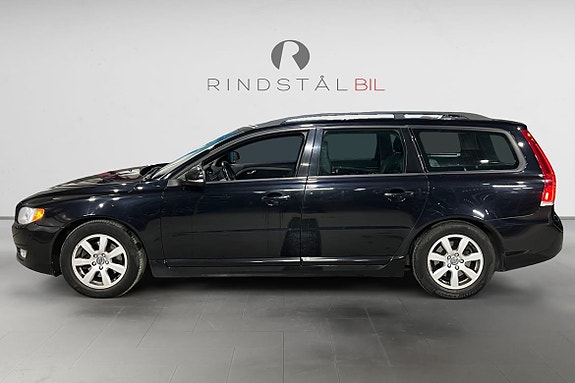 Volvo V70 4 of 19