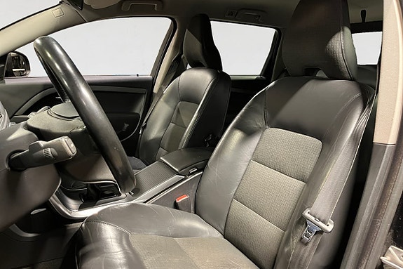 Volvo V70 3 of 19
