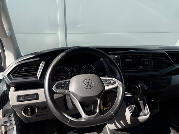 Volkswagen Transporter 18 of 29