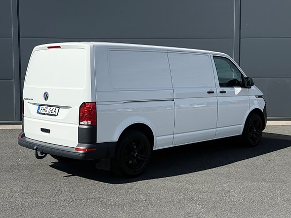 Volkswagen Transporter 9 of 29