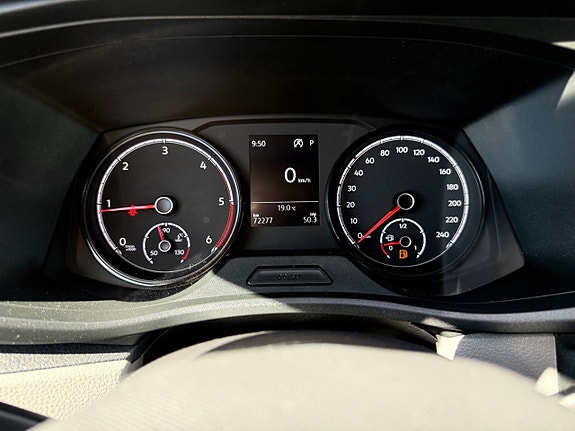 Volkswagen Transporter 21 of 29