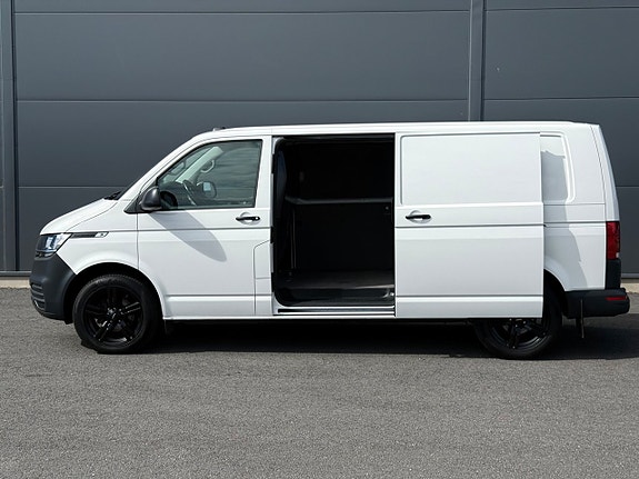 Volkswagen Transporter 3 of 5