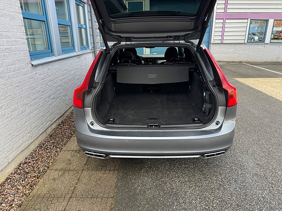 Volvo V90 20 of 21