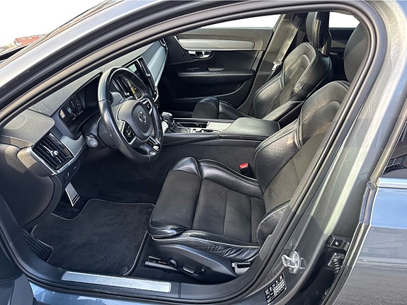 Volvo V90 10 of 21