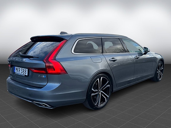 Volvo V90 6 of 21