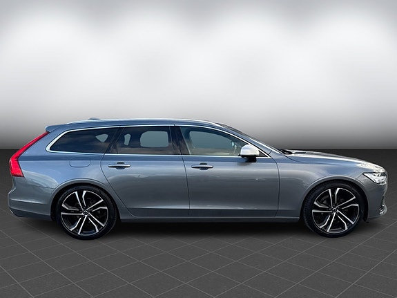 Volvo V90 7 of 21