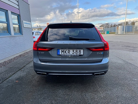 Volvo V90 13 of 21