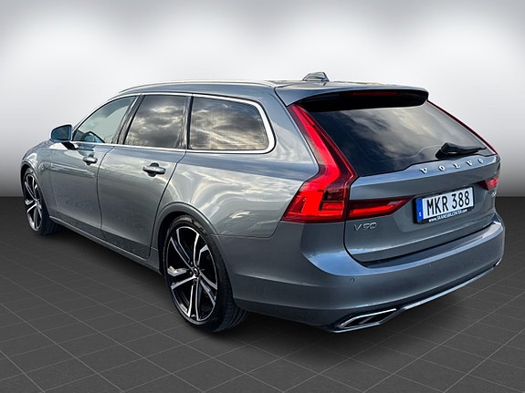 Volvo V90 4 of 5
