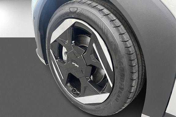 Kia EV4 13 of 17