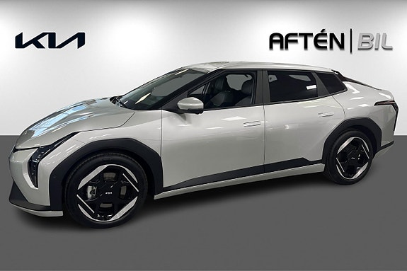 Kia EV4 5 of 17