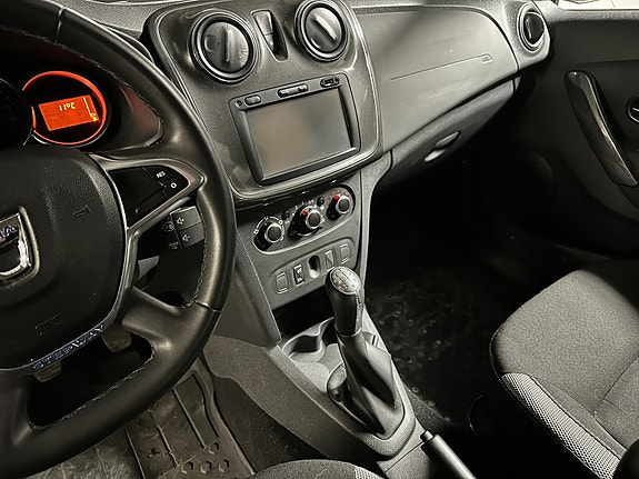 Dacia Sandero Stepway 8 of 8