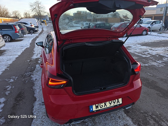Seat Ibiza 3 of 11