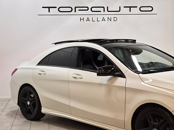 Mercedes-Benz CLA200 2 of 5