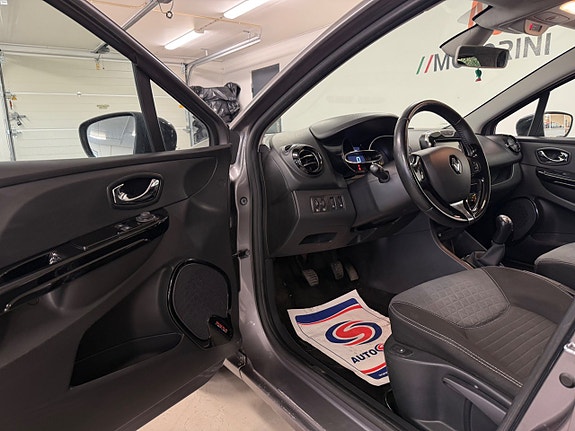 Renault Clio 8 of 26