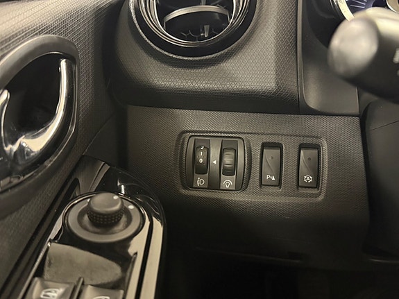 Renault Clio 25 of 26