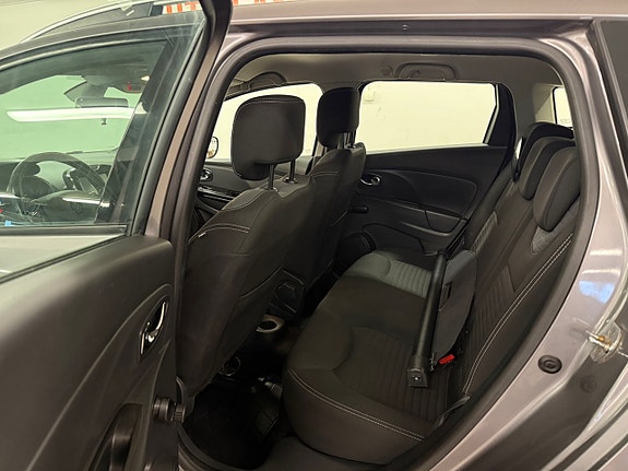 Renault Clio 11 of 26