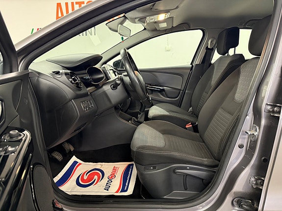 Renault Clio 9 of 26