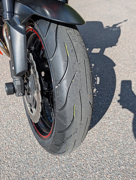 Kawasaki Z800 8 of 12