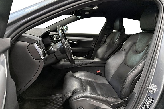 Volvo S90 11 of 17
