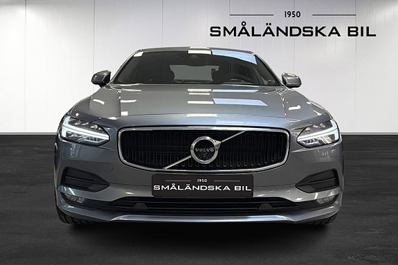 Volvo S90 2 of 17