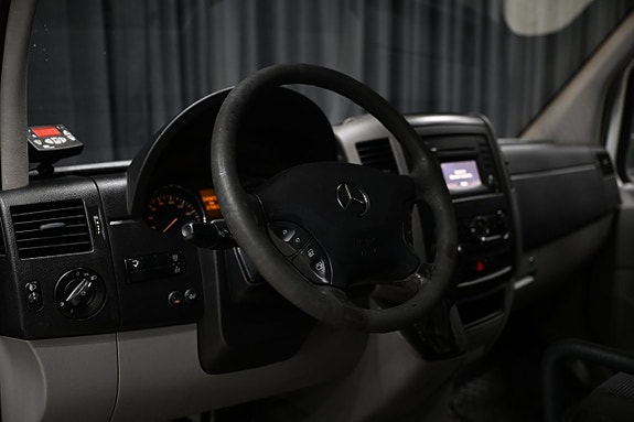 Mercedes-Benz Sprinter 316 14 of 25
