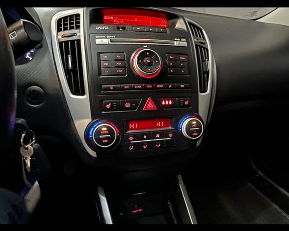 Kia Ceed 9 of 11