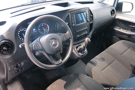 Mercedes-Benz Vito 108 5 of 5