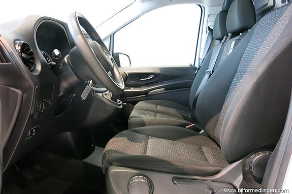 Mercedes-Benz Vito 108 4 of 5