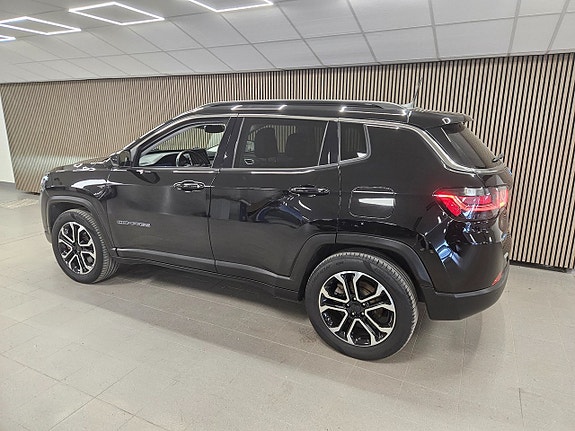 Jeep Compass 4 of 5
