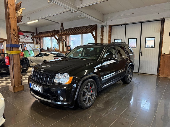 Jeep Grand Cherokee 3 of 5