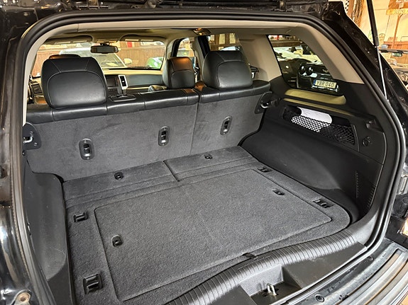 Jeep Grand Cherokee 23 of 27
