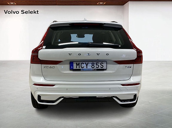 Volvo XC60 7 of 14
