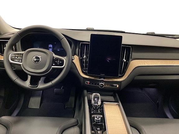 Volvo XC60 5 of 14
