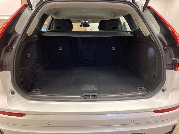 Volvo XC60 13 of 14