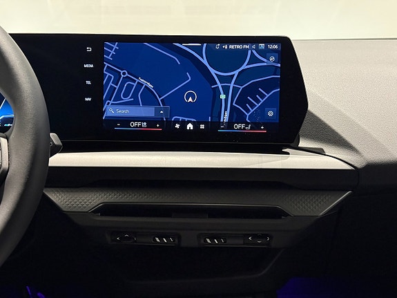 BMW 120 15 of 18