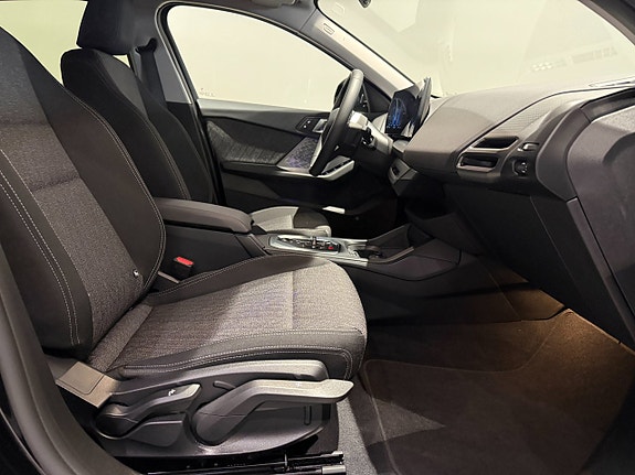 BMW 120 8 of 18