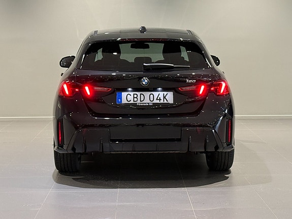 BMW 120 4 of 5
