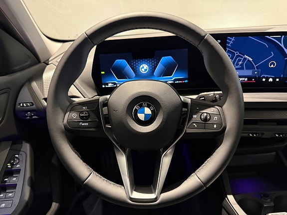 BMW 120 13 of 18
