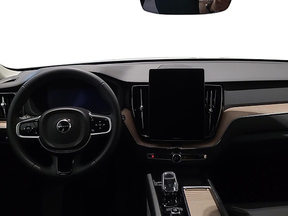 Volvo XC60 5 of 19